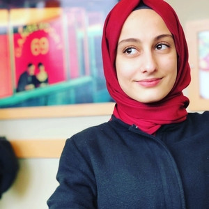 Eda Nur - Arapça öğretmeni - İstanbul