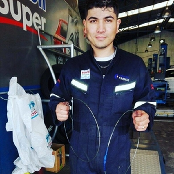 Rodolfo Carlos - Profesor de mecánica del automóvil - Quilpué