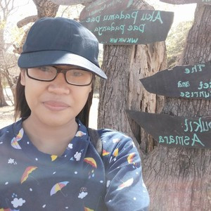Ayu - Guru matematika - Mataram
