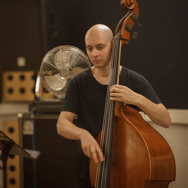 Nicolas - Prof de musique - Paris 10e