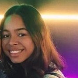 Victoria - Professor de português para estrangeiros - Vila Rosa Pires