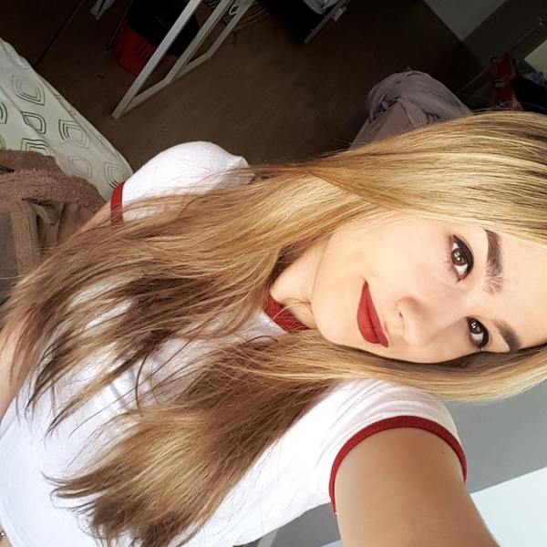 Julia Mónica - profesor de matemáticas - 