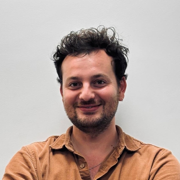 Julien - Prof de culture générale - Pantin