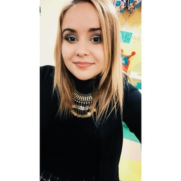 Laura - Profe de apoyo escolar - León