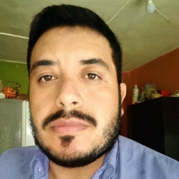Checo - prof de Comunicación - Saltillo