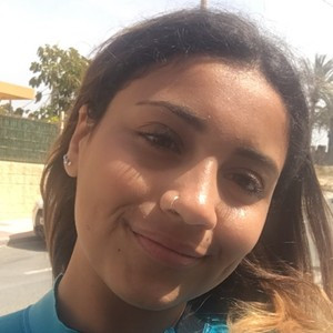 Manon - Prof d'aide aux devoirs - Saint-Julien-de-Cassagnas