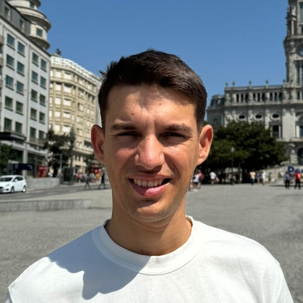 Gonçalo - Prof de programação - Lisboa