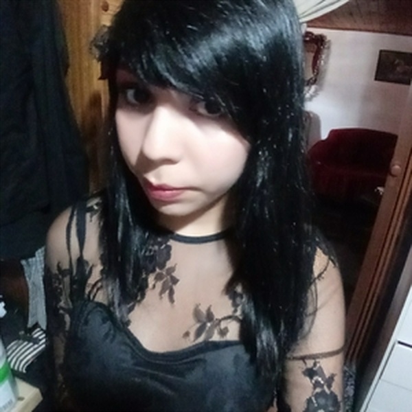 Cinthia - profesor de cosmetología - Maipú