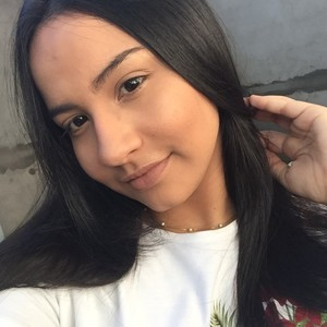 Victoria - Professor de auxílio nas lições de casa - Teresina