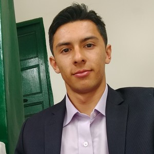 Estevan - Profesor de álgebra - Bogotá