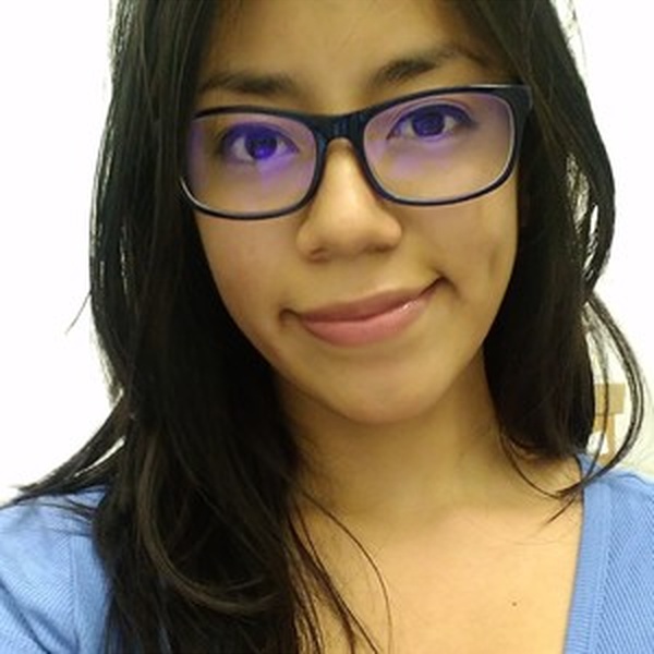 Noemí - Profesor de biología - CDMX