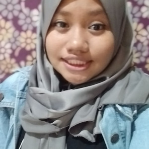 Emillia - Guru matematika - Jakarta