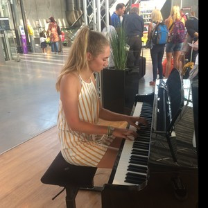 Lucie - Prof d'espagnol - Beauvoisin