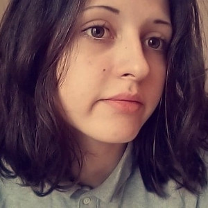 Emilie - Prof d'aide aux devoirs - Le Tiercent