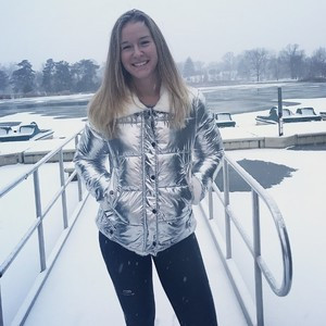 Lucille - Prof de compréhension orale - anglais - Jodoigne