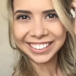 Jéssica - Prof de comunicação - 