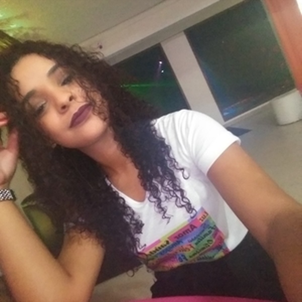 Suzane - Professor de Biologia - Piedade