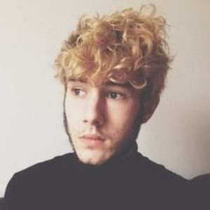 Hugo - Prof de culture générale - Pantin