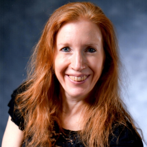 Lucy - Prof de nutrition - Paris