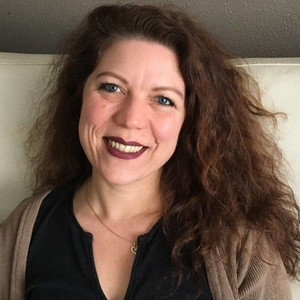 Laure - Prof de vente - Provins