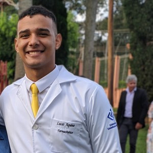 Lucas - Professor de cosmetologia - Vila Santana