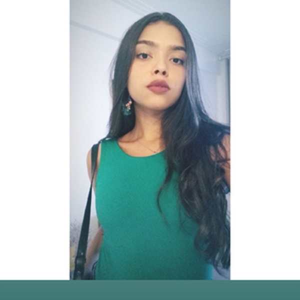 Gabriela - Professor de Biologia - Santa Teresa