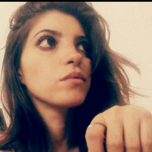 Noelia - Profe de cosmetología - Garupa