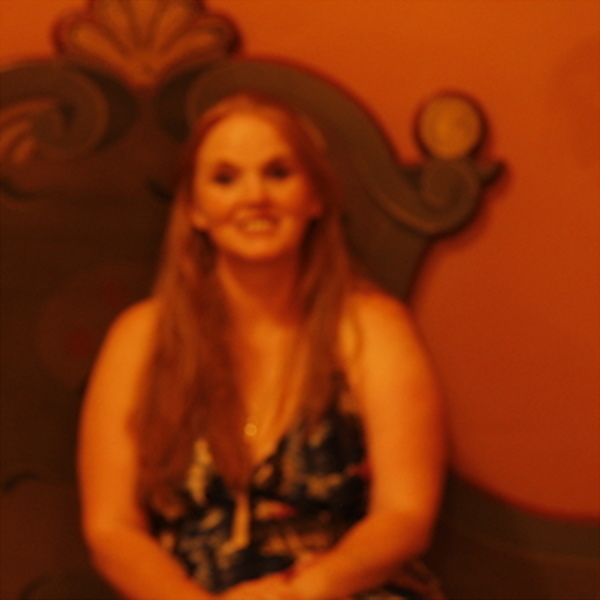 Emma - Support for students with a reading disorder tutor - Rothwell
