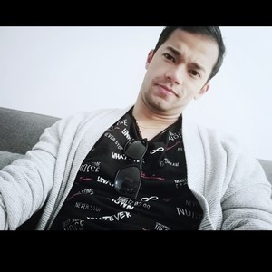 Andrés Eduardo - profesor de PostgreSQL - Bogotá