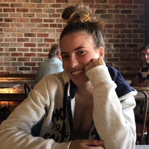 Maddison - English tutor - Cairns North