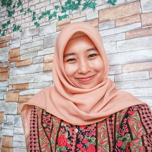 Indri - Guru ekonomi - Kecamatan Klojen