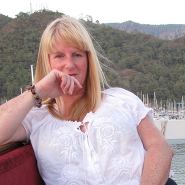 Megan - Support for students with a reading disorder tutor - Newport