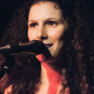 Samia - Prof de chant - Montigny-sur-Loing