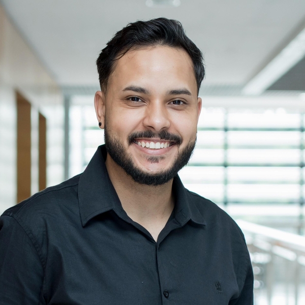 Lucas - Prof de marketing - Cidade Industrial De Curitiba