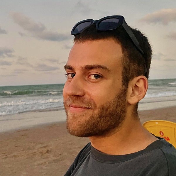 Bastien - Prof de fle - français langue étrangère - Montrouge