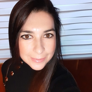 Rocio Monserrat - Profe de cosmetología - Concepción