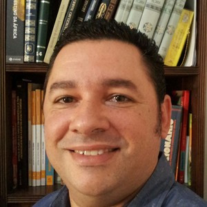 ADRIANO - Professor de iniciação à informática - Sarandi