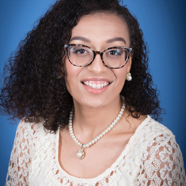 Lorenna - Biology Tutor - Fort Bragg