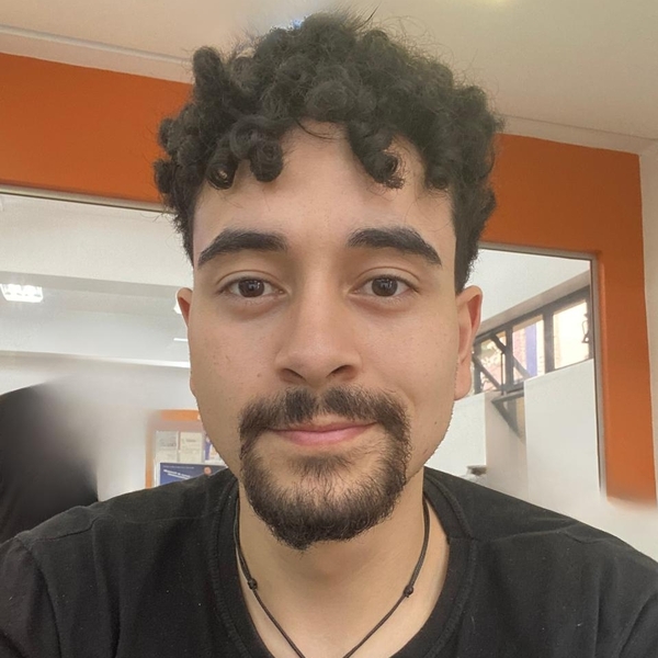 Bruno - Prof de inglês - Nossa Senhora de Fátima