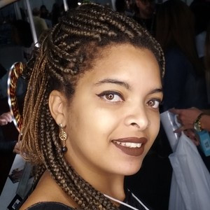 Suzana - Prof de estética - Tijuca