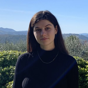 Laure - Prof d'aide aux devoirs - Villeneuve-Loubet