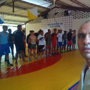 John - Profe de ponerse en forma - Cali