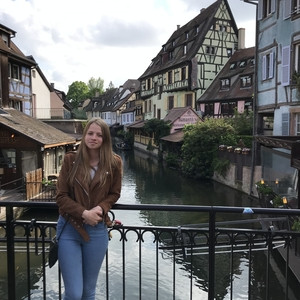 Laurie - Prof de français - Franconville-la-Garenne