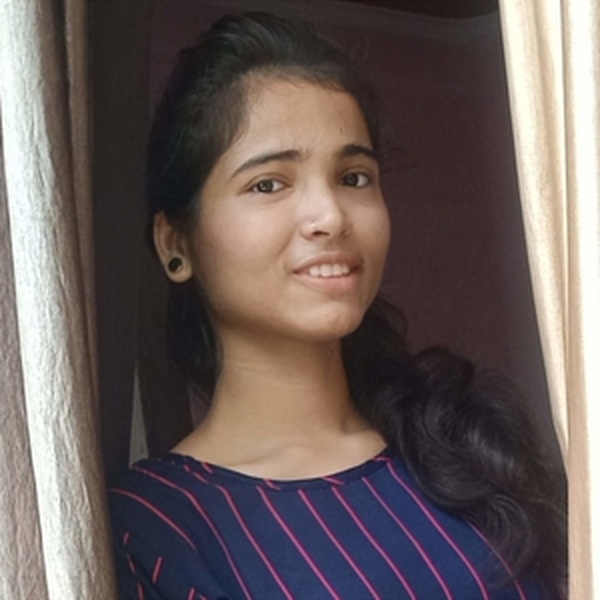 Priya - Tutor - Gwalior