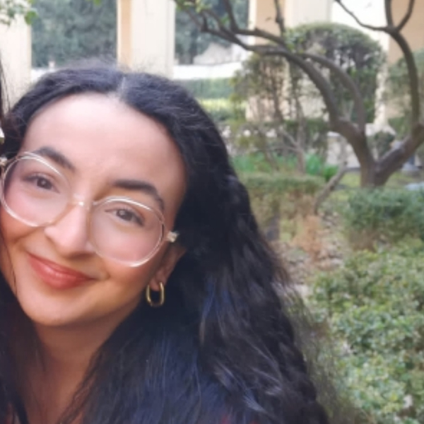 Anissa - Prof d'histoire - Saint-Victoret