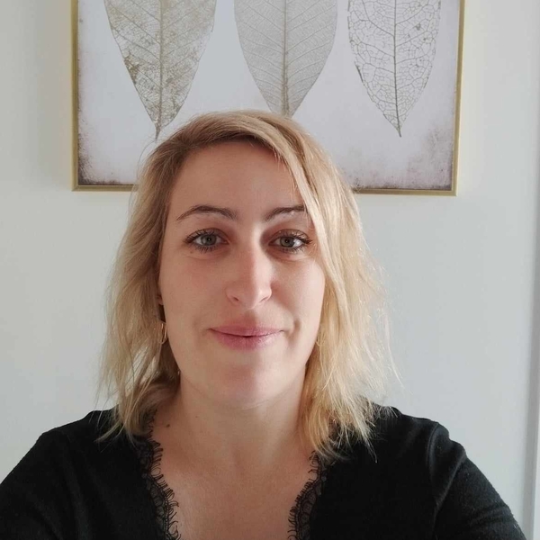 Émilie - Prof de préparation bac français - Salavre