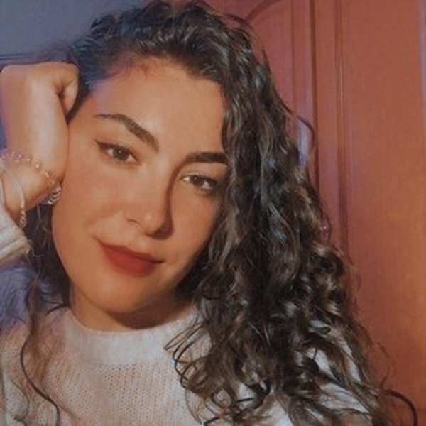 Elena - Profe de ciencias sociales - Madrid