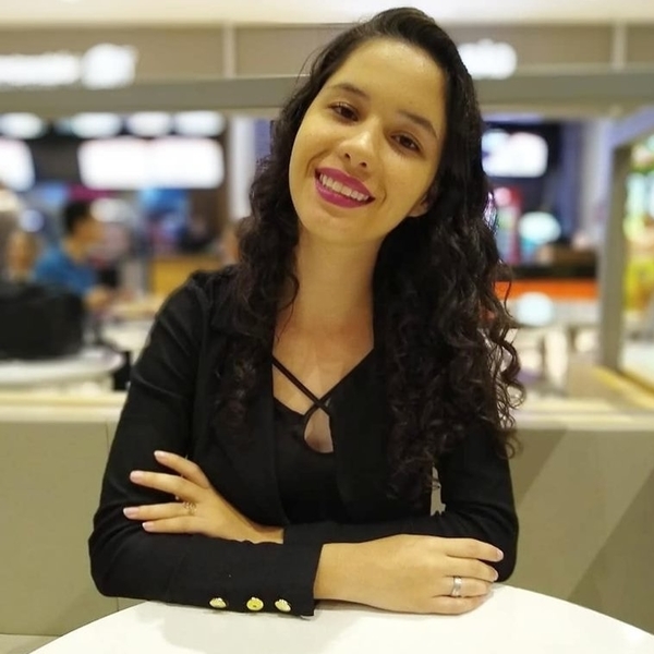 Simone - Prof de explicações - 