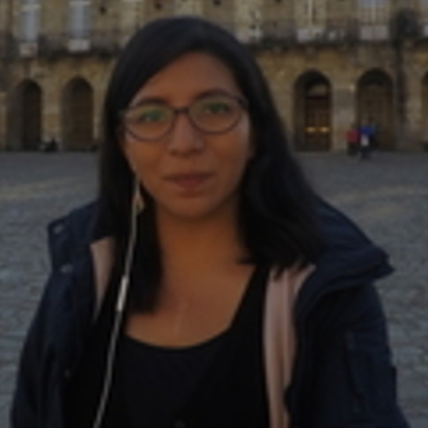 Claudia Iveth - Profesor de biología - CDMX