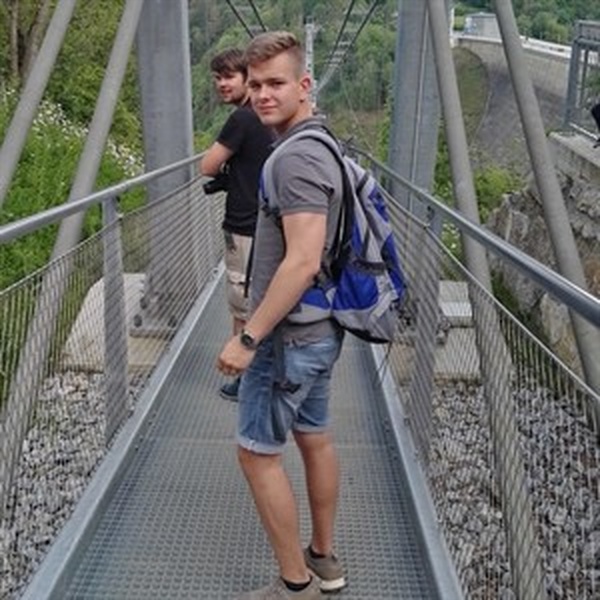 Lars - Englischlehrer - Leverkusen